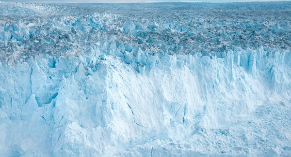 Akullnajat dhe ajsbergët monumental të Grenlandës të fotografuara nga Jan Erik Waider